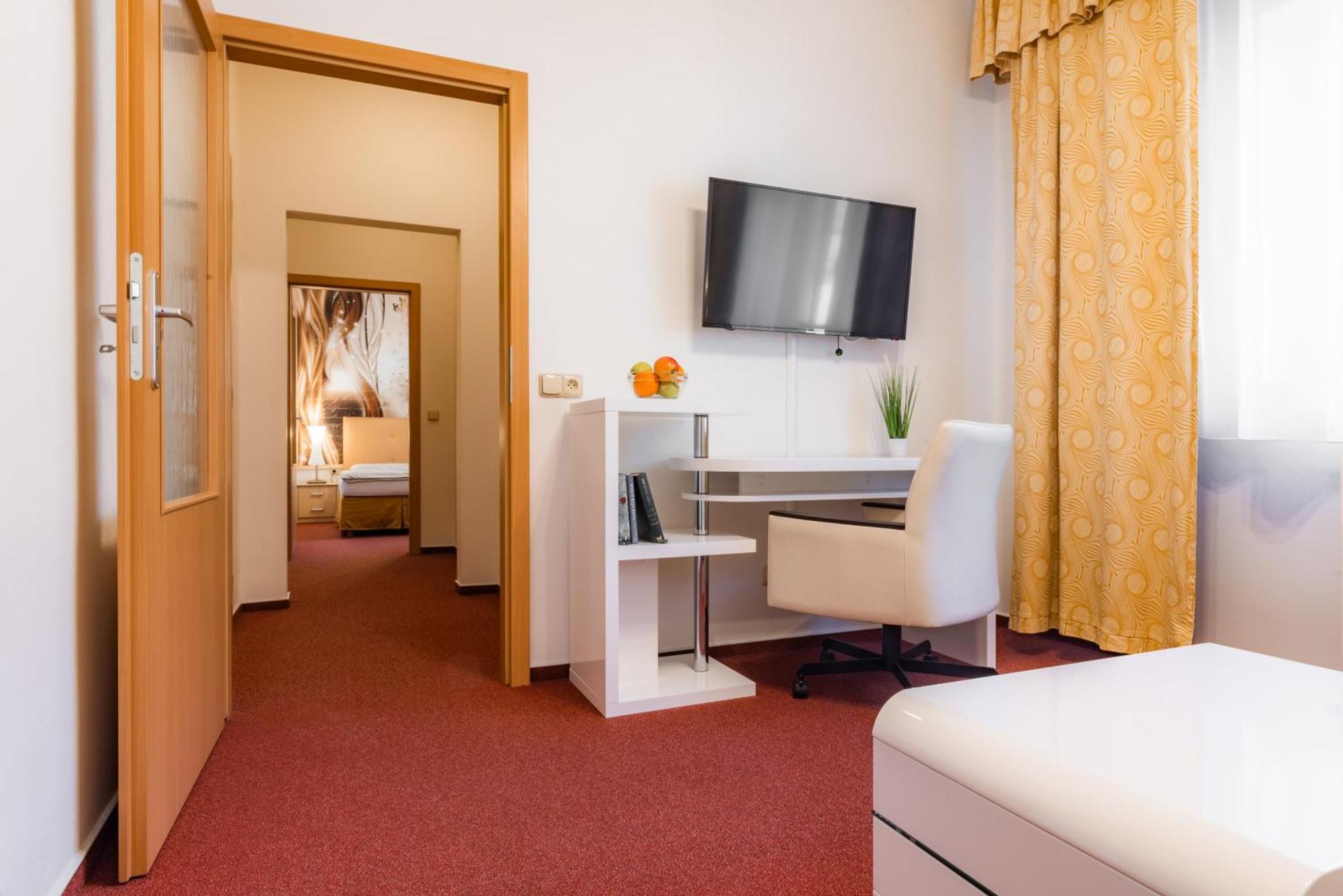 Hotel Schwarz Nové Hamry Extérieur photo