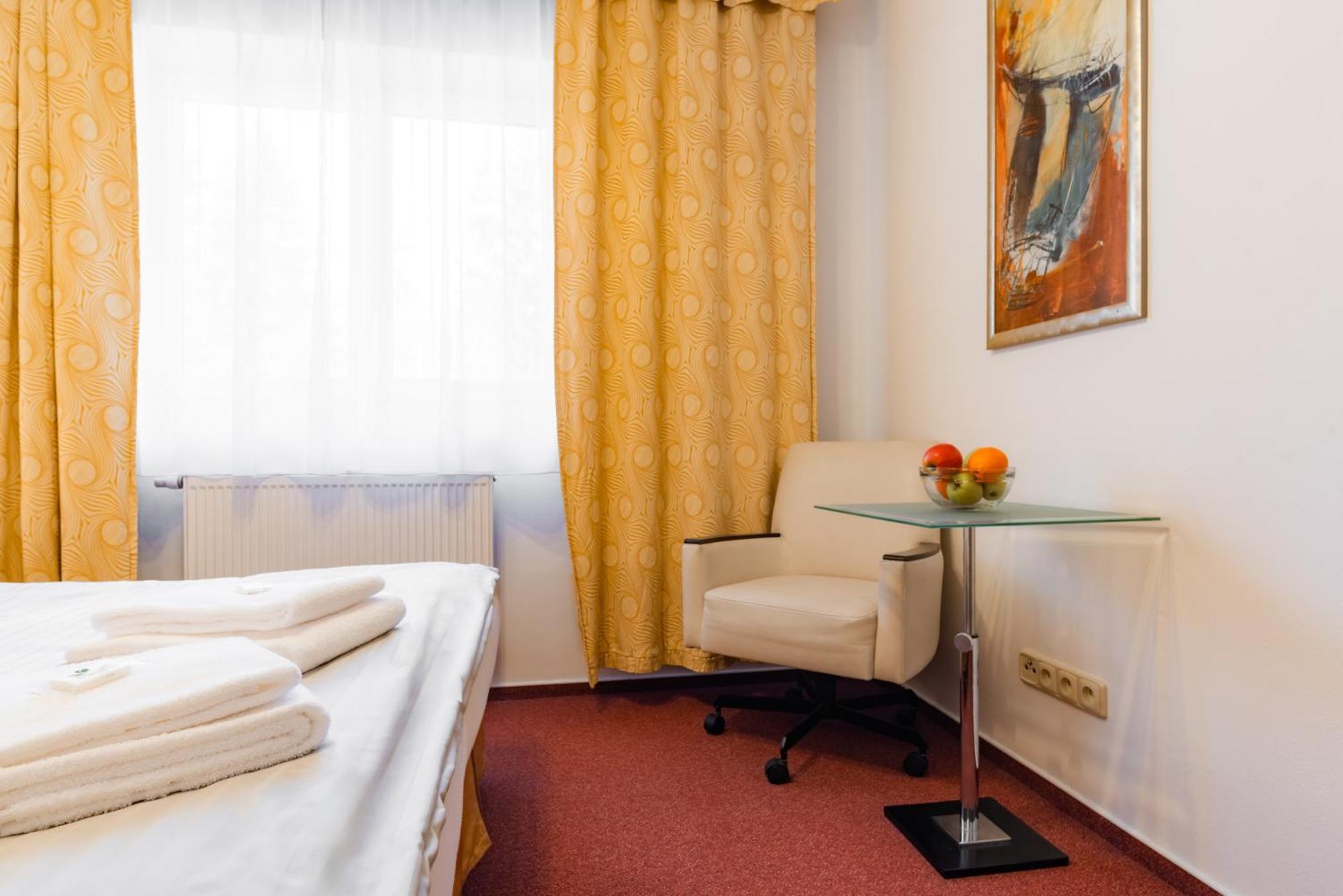 Hotel Schwarz Nové Hamry Extérieur photo