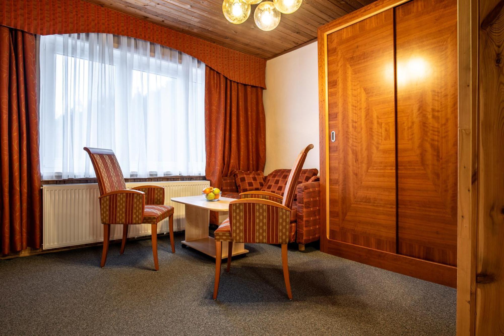 Hotel Schwarz Nové Hamry Extérieur photo